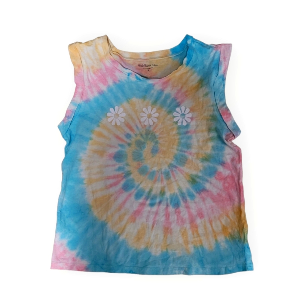 Women's Rebellious One top size small